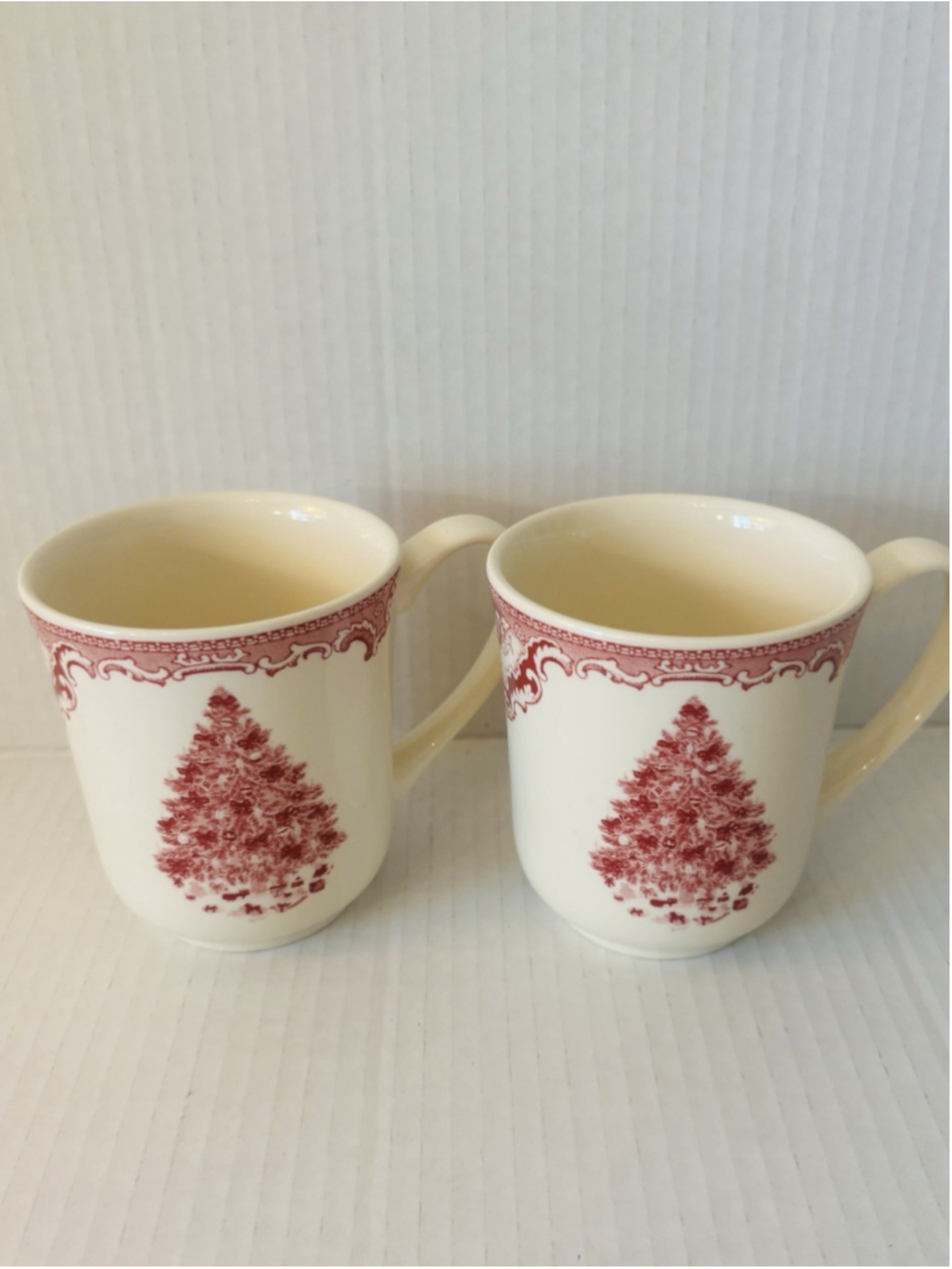 Johnson Brothers Old Britain Castles Pink Christmas Mugs Set of 2 Vintage